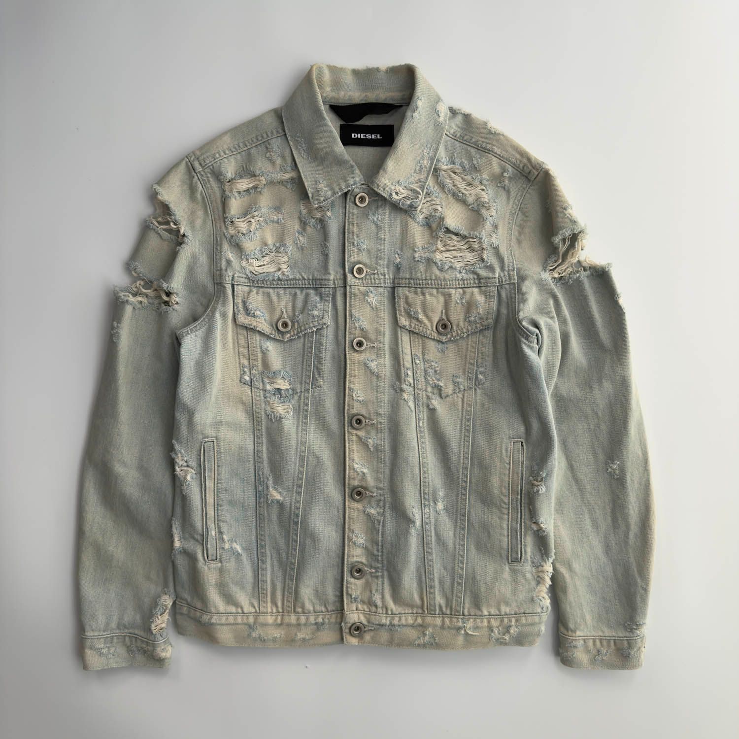 DIESEL (ディーゼル) 3rdタイプ クラッシュ加工 デニムジャケット