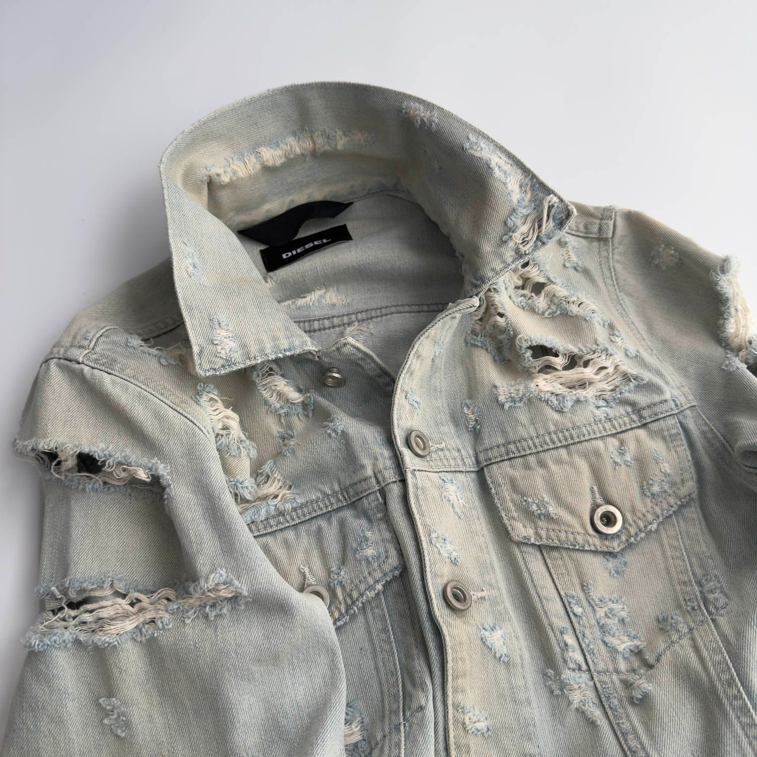 DIESEL (ディーゼル) 3rdタイプ クラッシュ加工 デニムジャケット