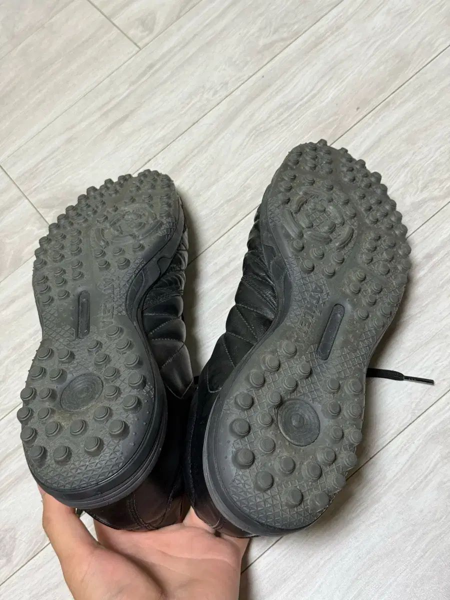 アスレタ オーヘイ a 005 サッカーシューズ 275 mm