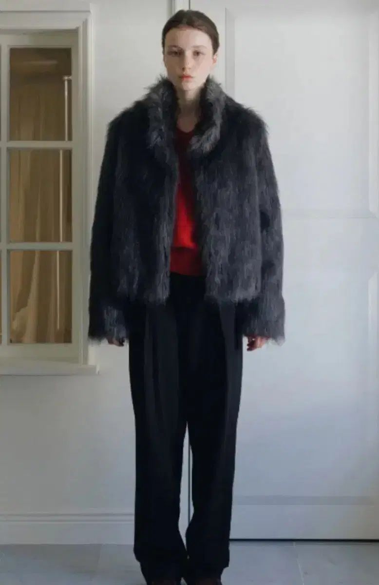 きれい スタジオテーブル ファー ジャケット