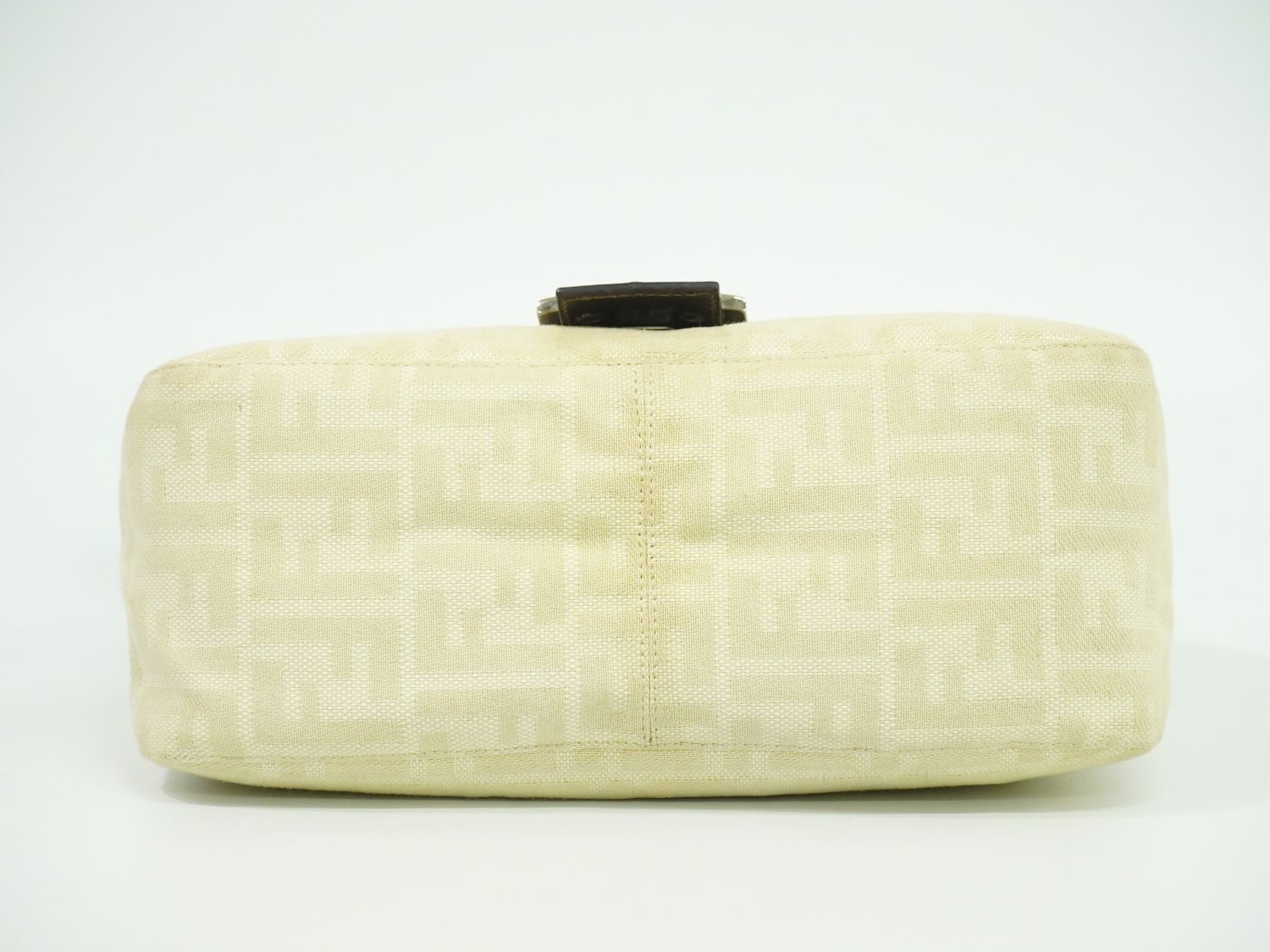 本物 フェンディ FENDI ズッカ マンマバケット ショルダーバッグ