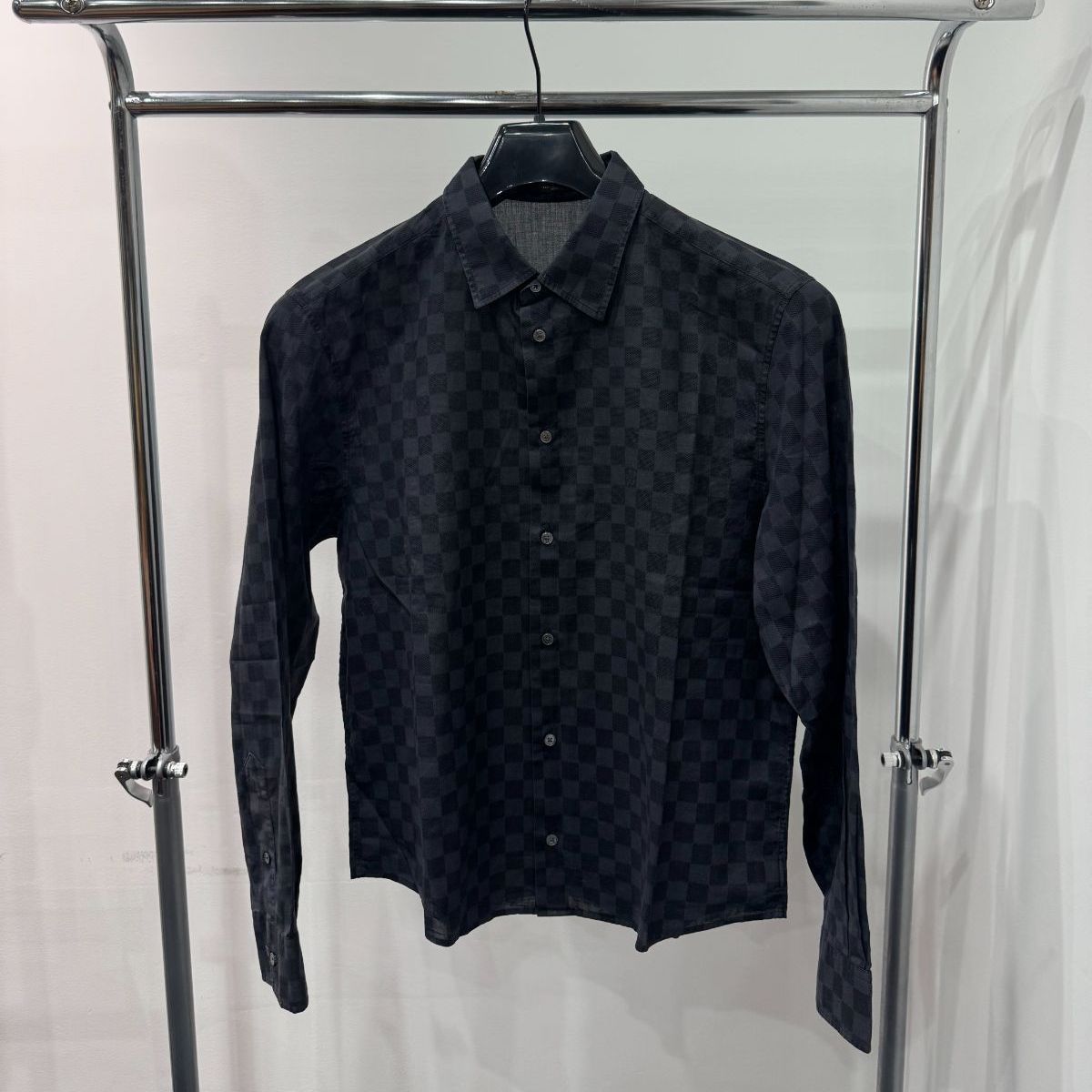 LOUIS VUITTON ルイシャツ 長袖 ダミエグラフィット M シャツ D25071483