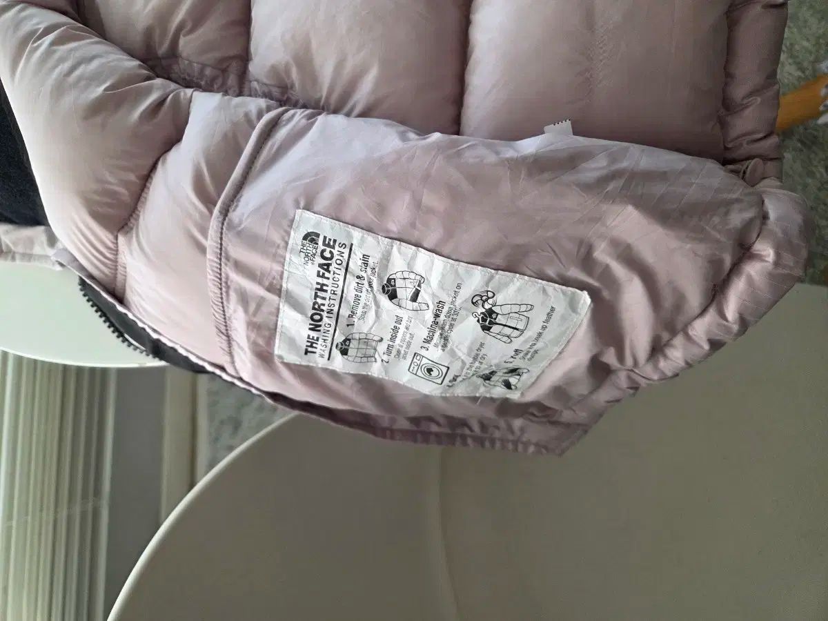  THE NORTH FACE ザノースフェイス クロップドダウンベスト ベスト ジレ ベスト ジレ ビスチェ