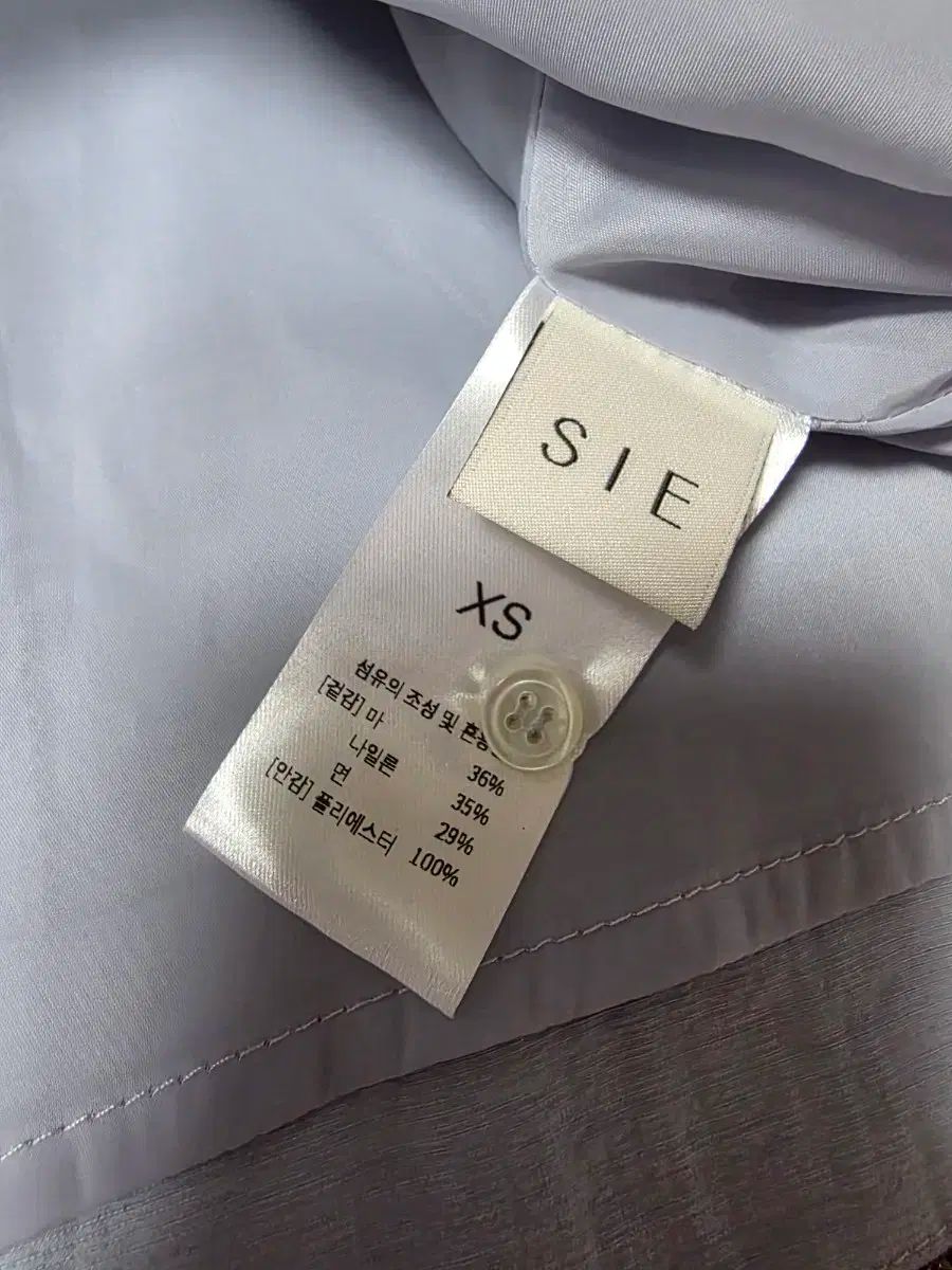 SIE Ryan スクエアネック ブラウス ライトブルー sie WWW_SMP1DAWEKUDUS_SCH_ID