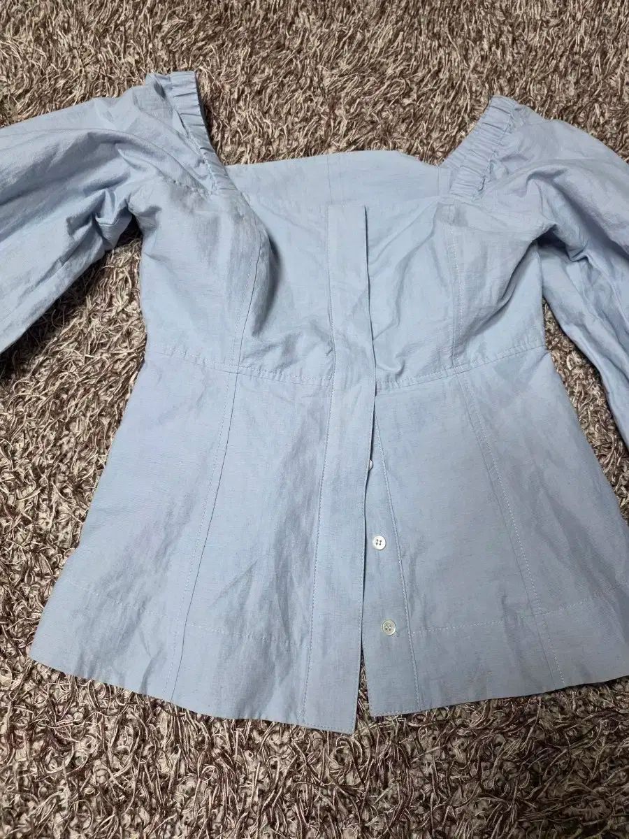 SIE Ryan スクエアネック ブラウス ライトブルー sie