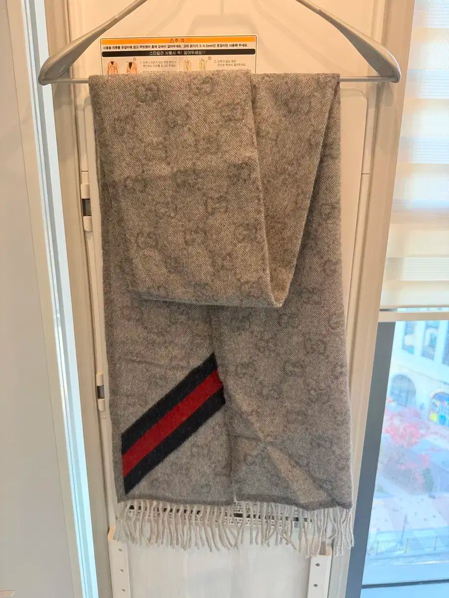 GUCCI GGロゴ グレー マフラー スカーフ ユニセックス