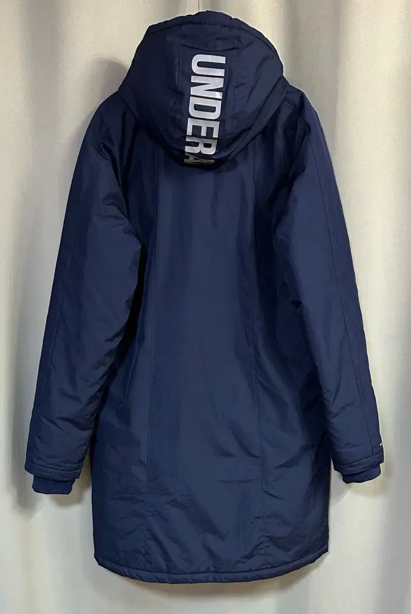 コールドギア ダウンジャケット