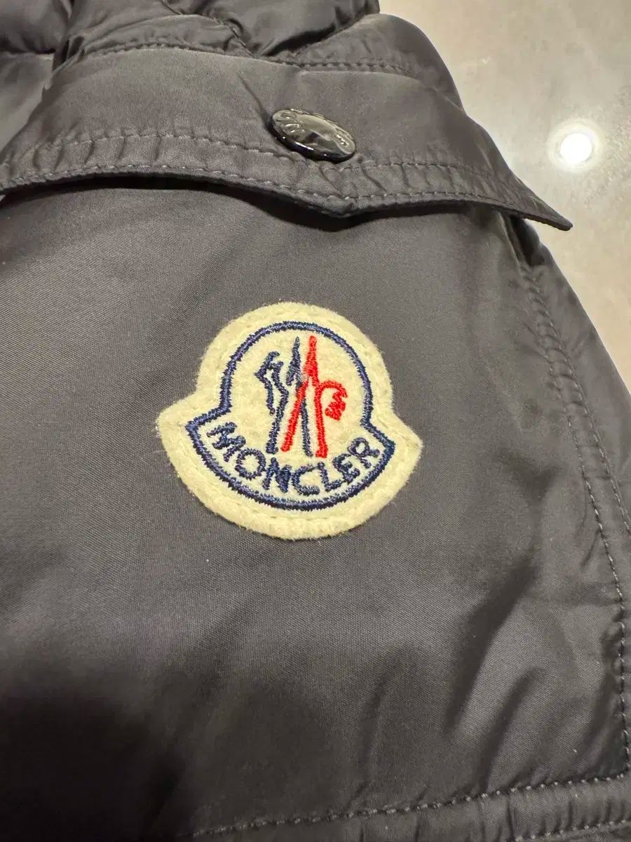 モンクレール マヤフ 4サイズ ブラック ダストバッグ お買い物バッグ 服ハンガー