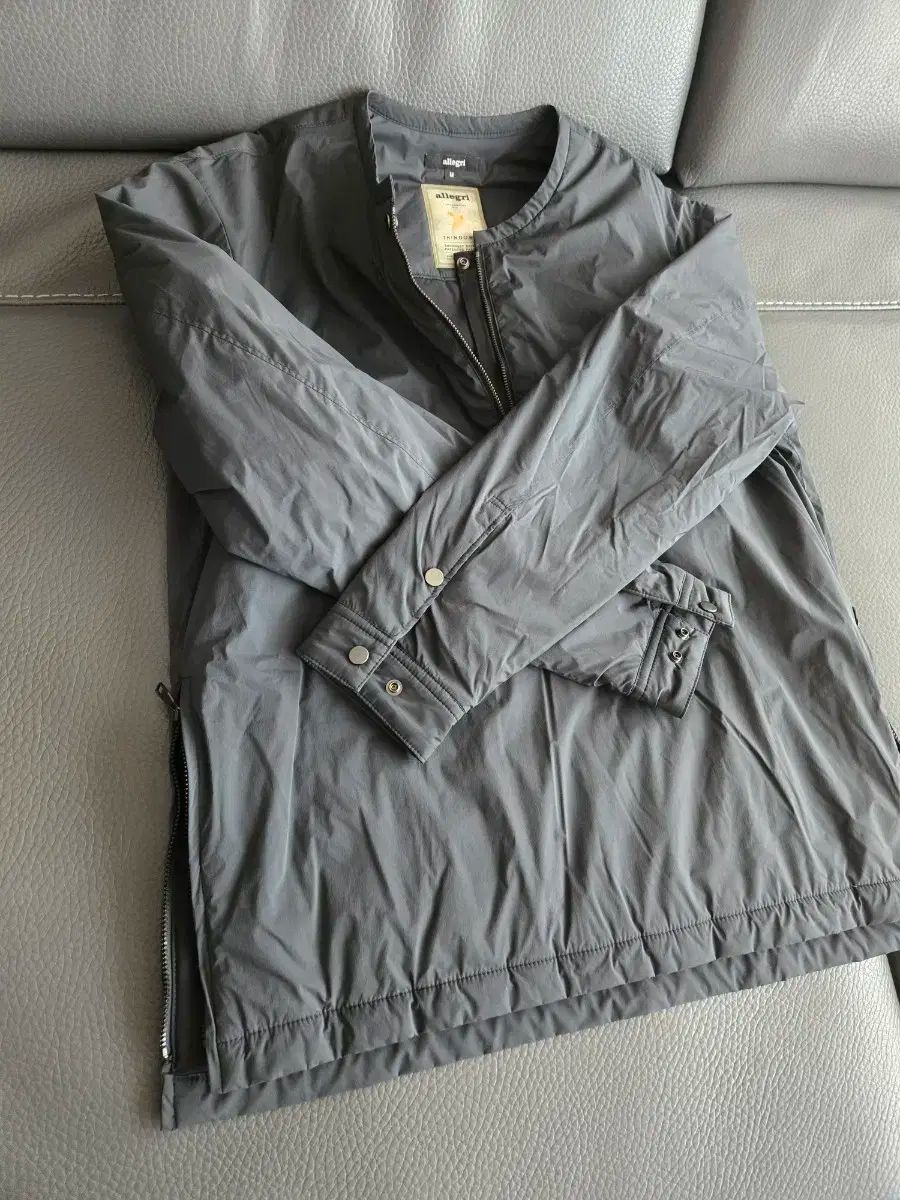 Allegri アレグリ ハーフジップアップ ダウン 100サイズ M 内部
