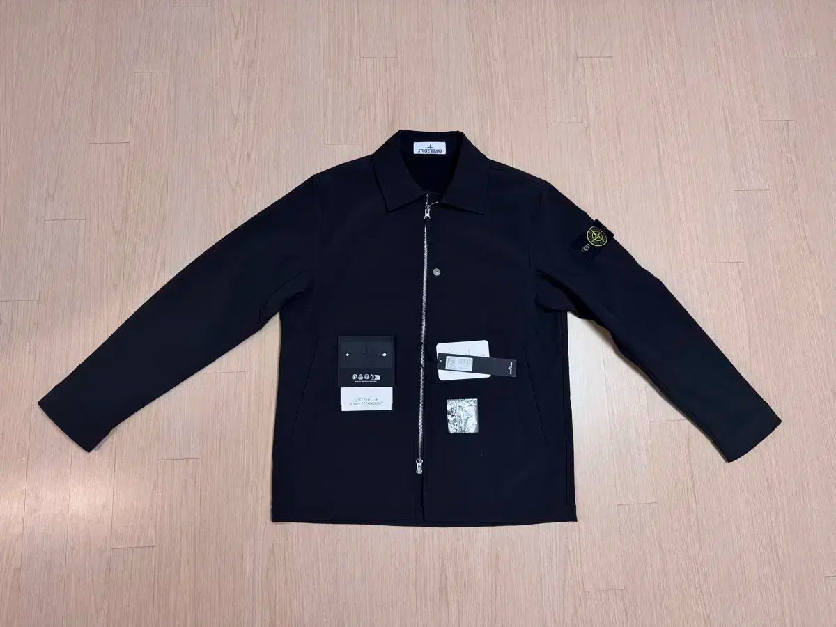 25FW STONE ISLAND ストーンアイランド ソフトシェル ジャケット ブラック M