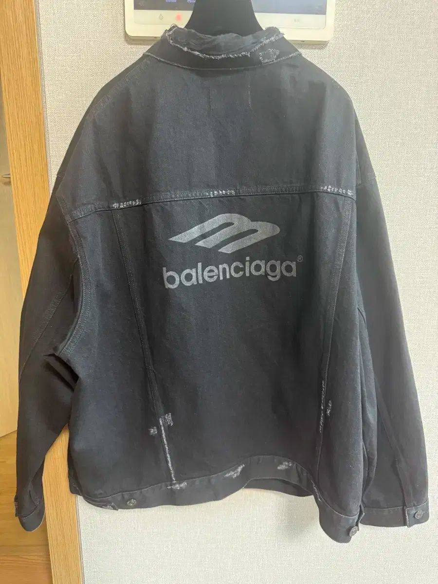 バレンシアガ 3B スポーツアイコン ラージフィット ジャパ