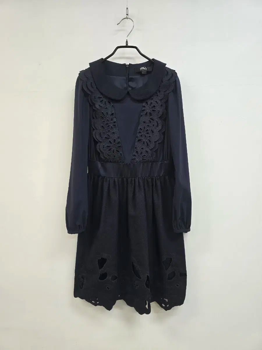 ジルスチュアート 둥근카라 ウール シルク バイ ラブリー ONE PIECE