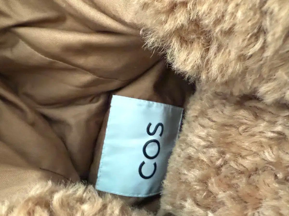 コス テディ シアリング ベスト ベスト xs