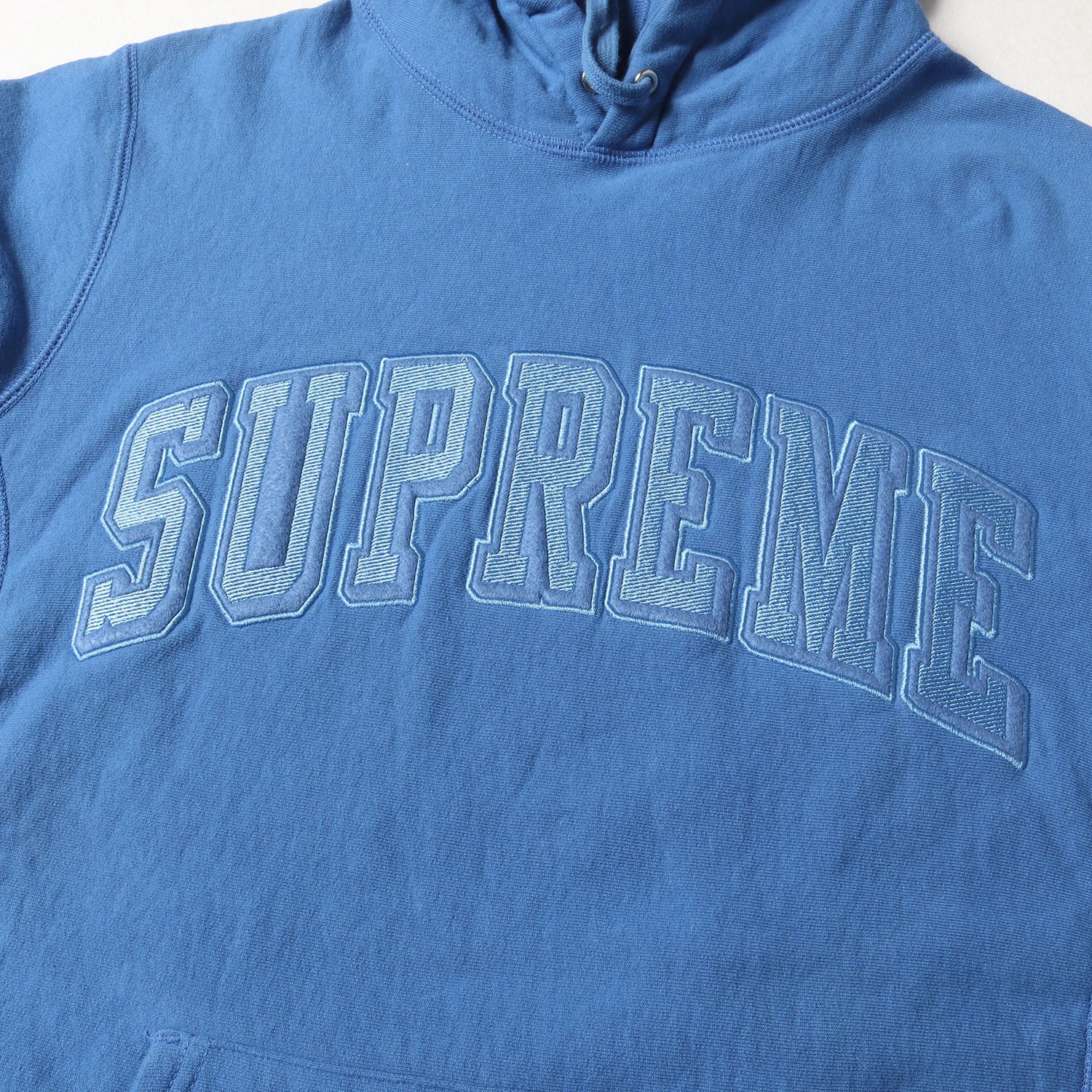 Supreme シュプリーム パーカー サイズ:M / トーナル アーチロゴ