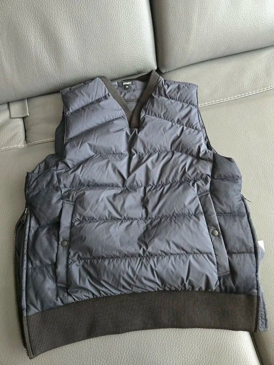 アレグリ ダウンベスト ベスト サイズ100 M