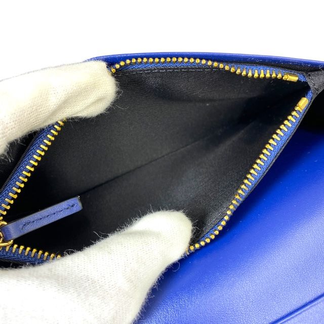 ゴールド VERSACE