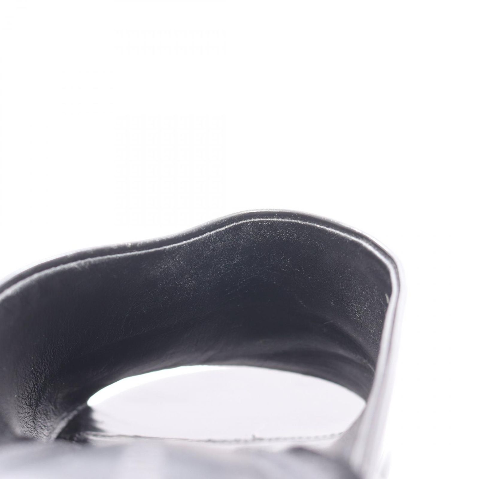 パテントレザー サンダル