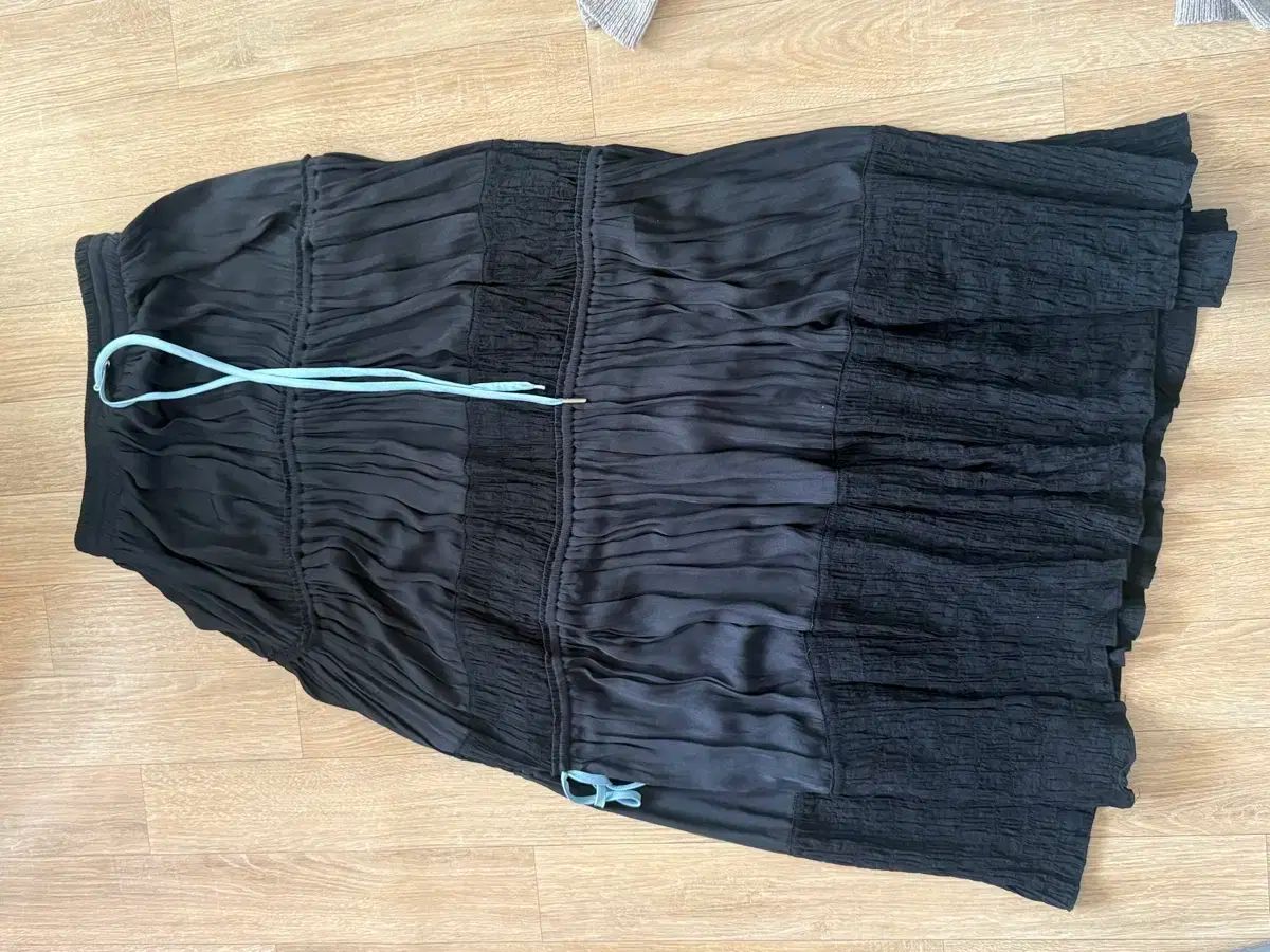 J Chungシャーリングロングスカート