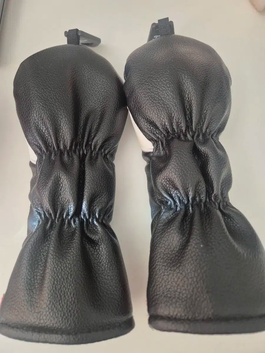 Titleist (タイトリスト) TS ユーティリティ ヘッドカバー 2個 - メルカリ