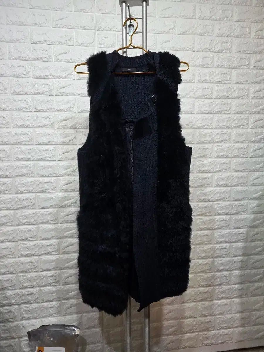 SYSTEM ファー ベスト ブラック レディース ベスト