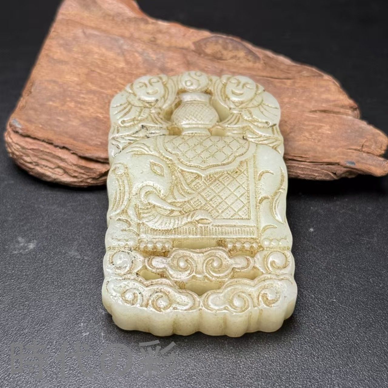 殷周時代 人物 石古砡 砡製物 和田玉 中国古美術骨董 雕刻アンティ一ク 中国古美術.旧藏品.時代物.古和田玉彫り.大象玉珮.吉祥如意.造型古樸