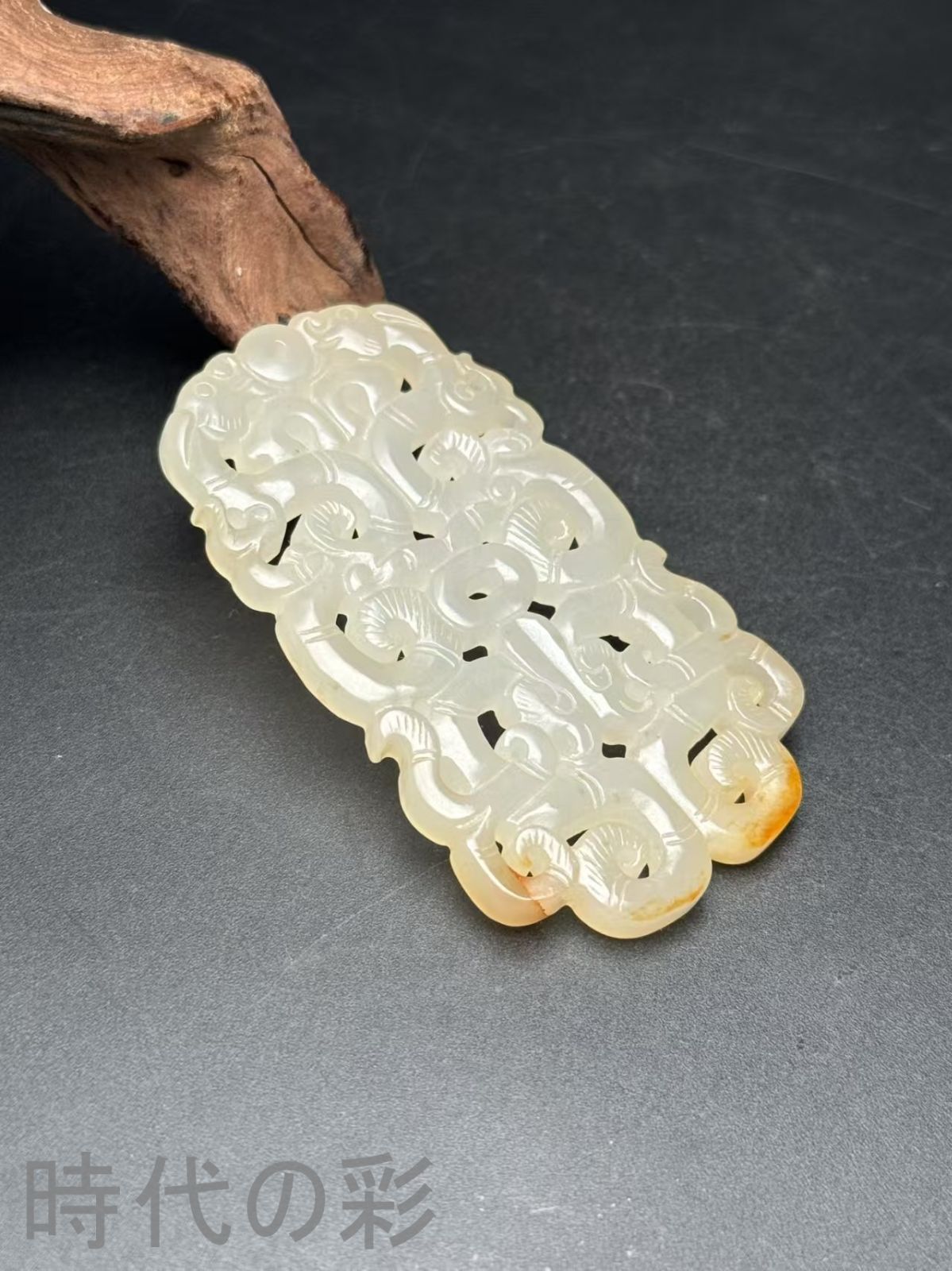 中国古骨董品　秘境古和田玉　高古玉刀ペア　龍紋彫刻　極細工浮彫　魔除けお守り守護 中国古骨董品 秘境古和田玉 高古玉刀ペア 龍紋彫刻