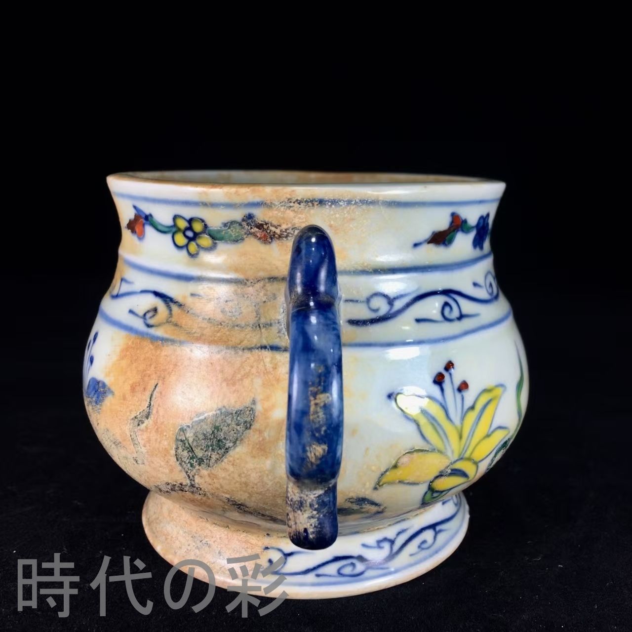 中国古美術.大明成化年製款.斗彩香炉.全身水沁.仏道具.案頭.古陶磁器