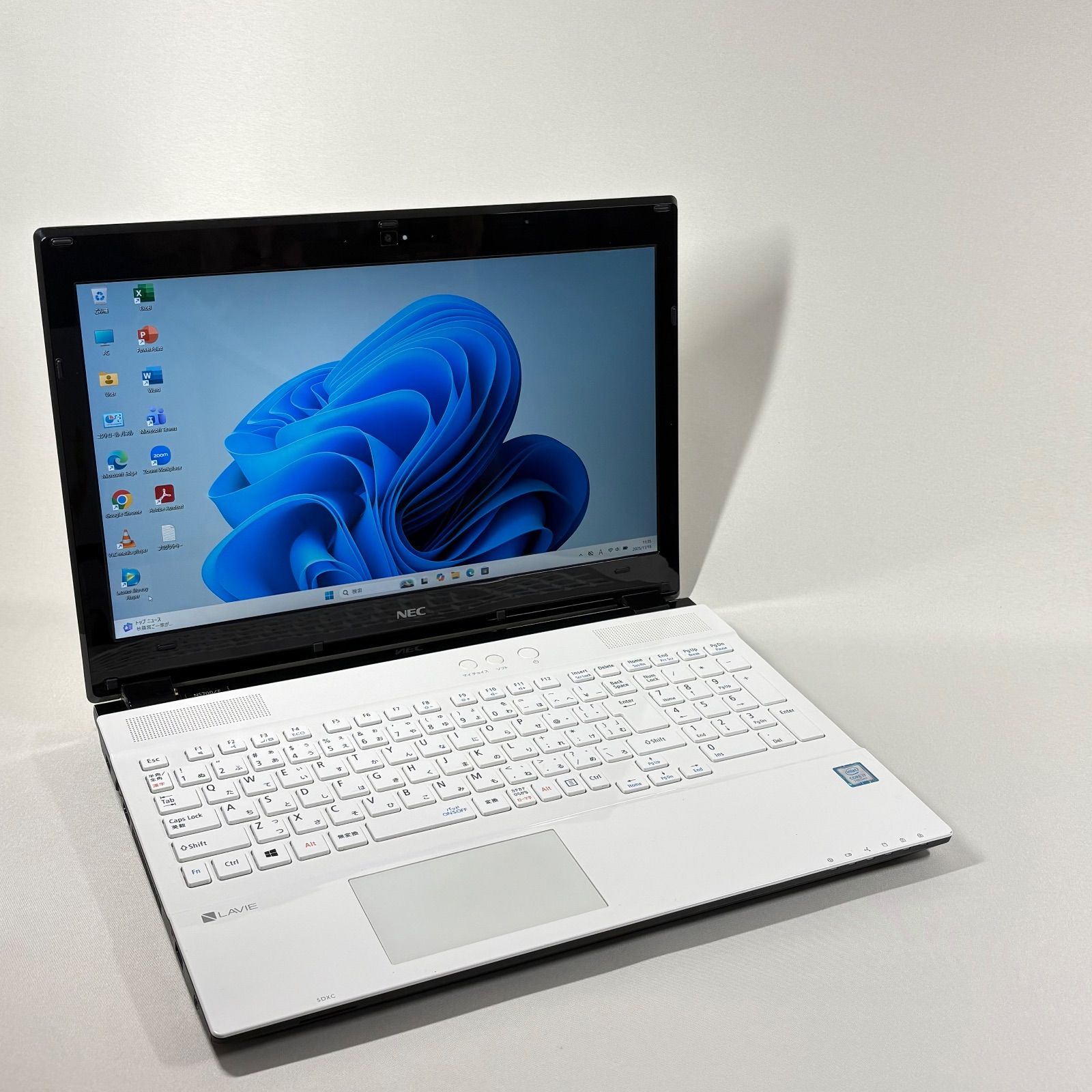 ホワイトモデル ノートパソコン Windows11 オフィス付き i7 16GB ノートパソコン Windows11 オフィス付き i7 SSD 16GB ノートPC Office