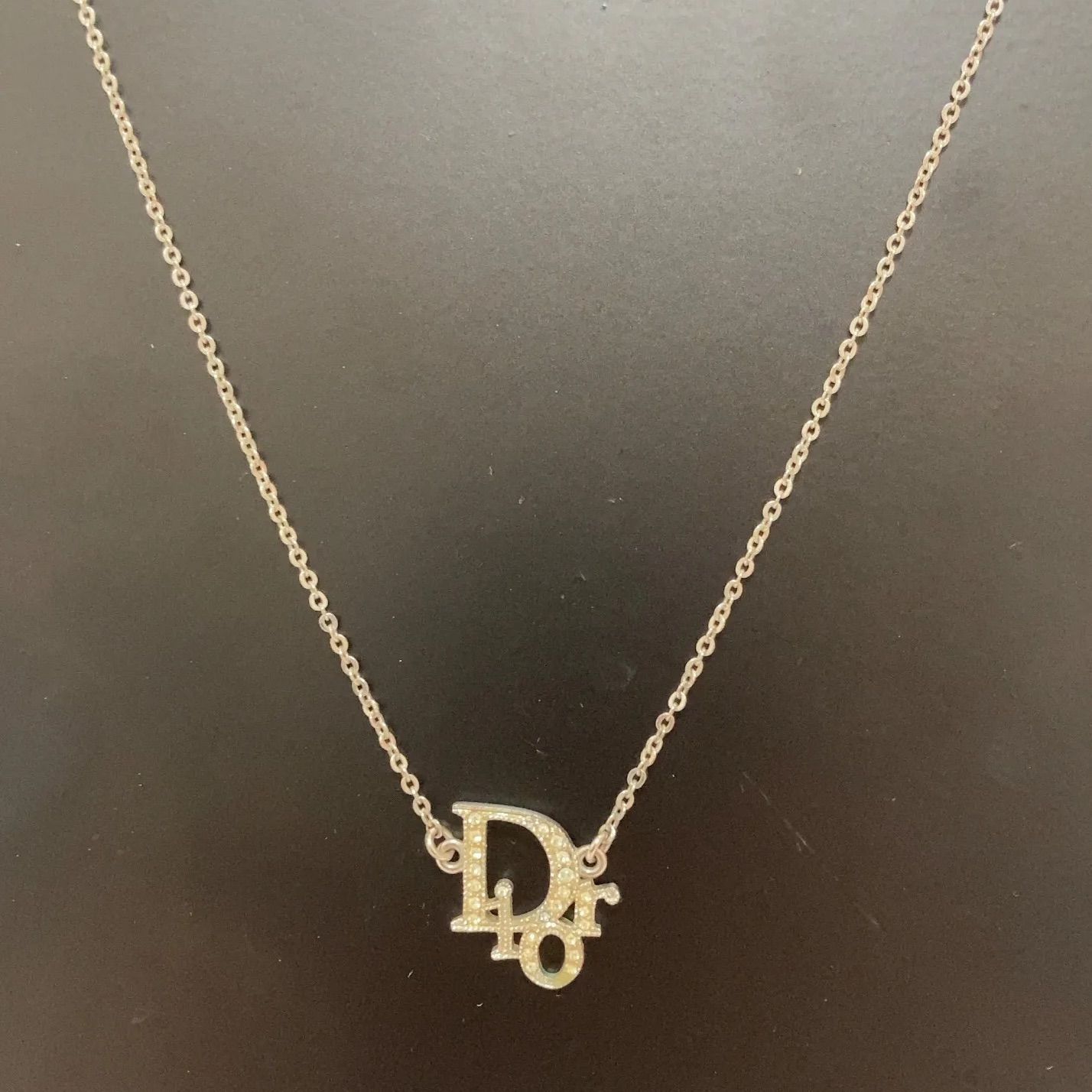 クリスチャンディオール ネックレス ロゴ