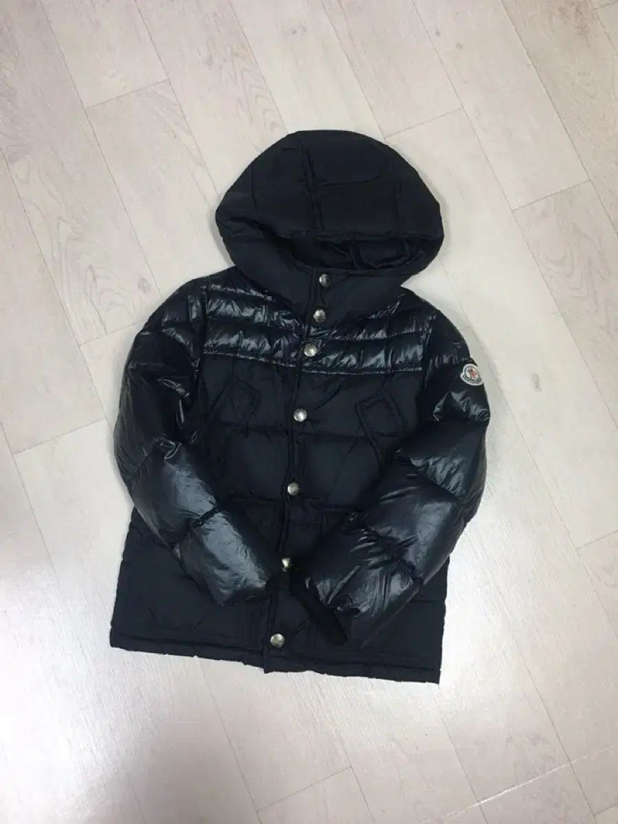 MONCLER モンクレール キッズ アウター ブラック グースダウン フーディーダウンジャケット 4 A セット