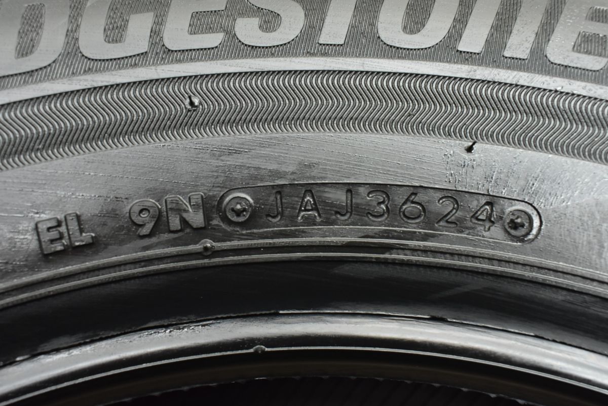 ヴォクシー プリウス