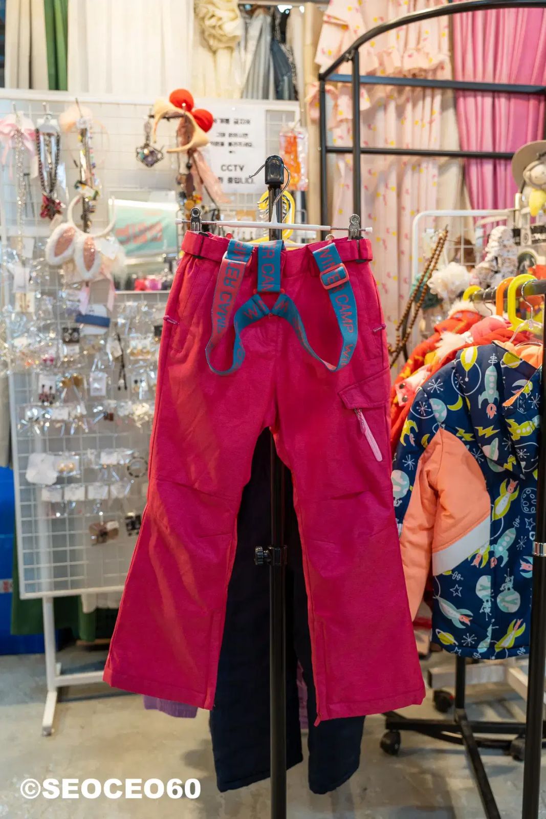 スキーウェア キッズ ジュニア スノーボードウェア パンツ スノーウェア 子供 女の子 Two-piece Junior 上下セット 76J White phenix(フェニックス)Snow 中綿 100cm-130cm