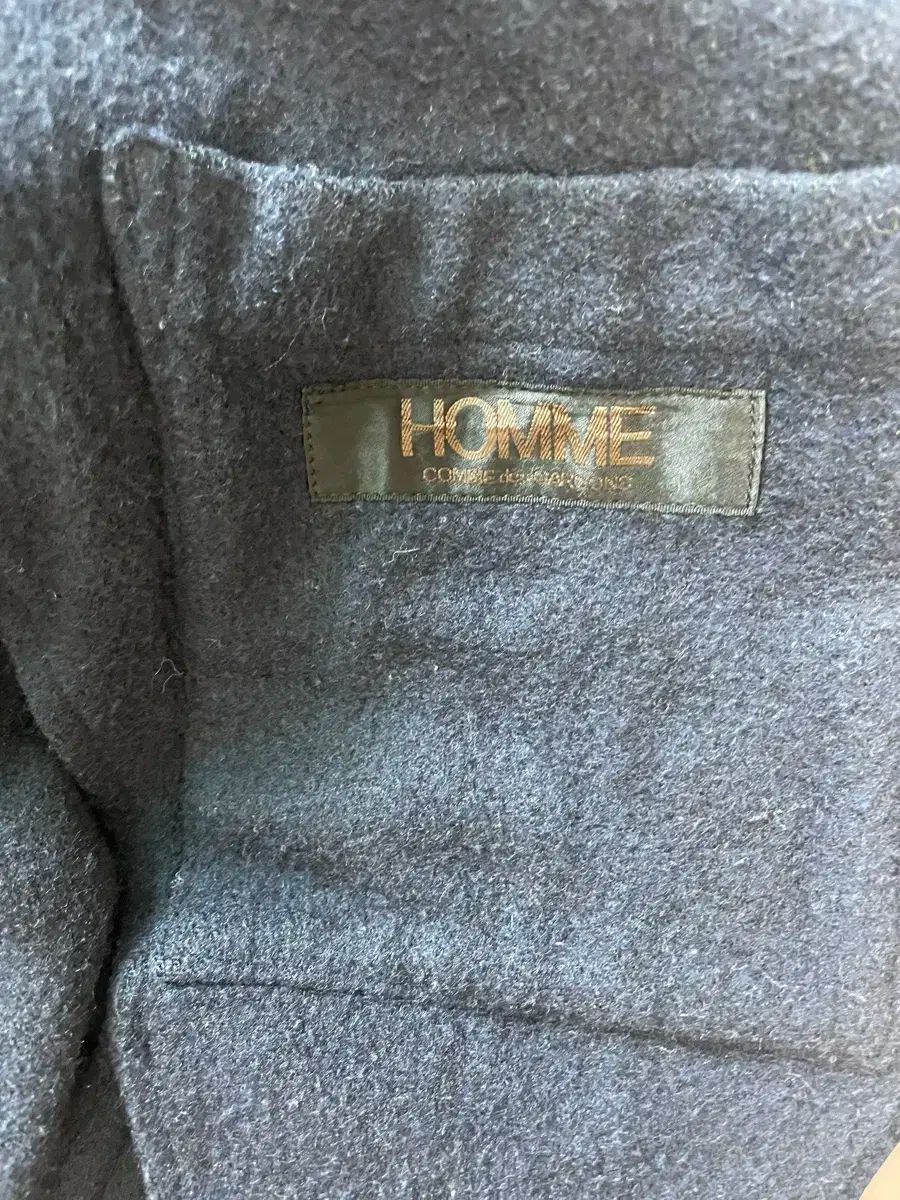 ギャルソンオム