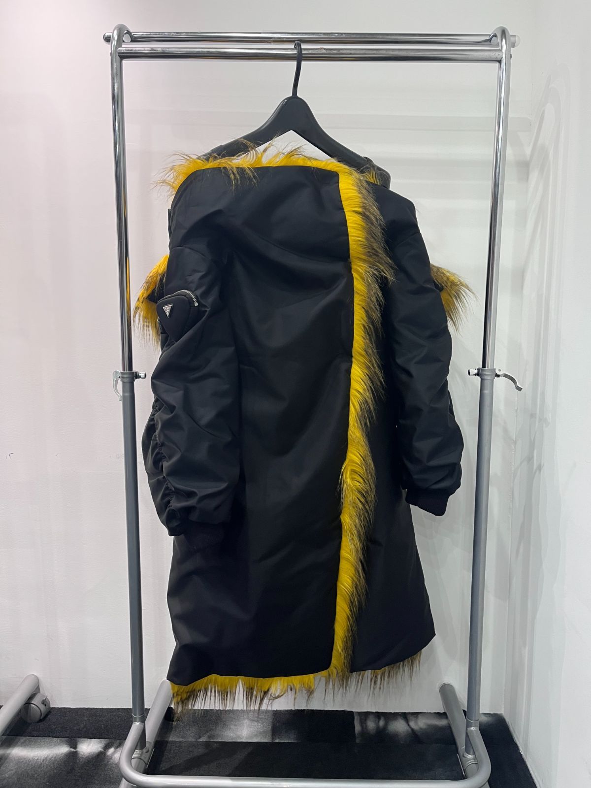 PRADA プラダ 21 AW Re-nylon リナイロン オフショルダー フーデッドコート 36 コート