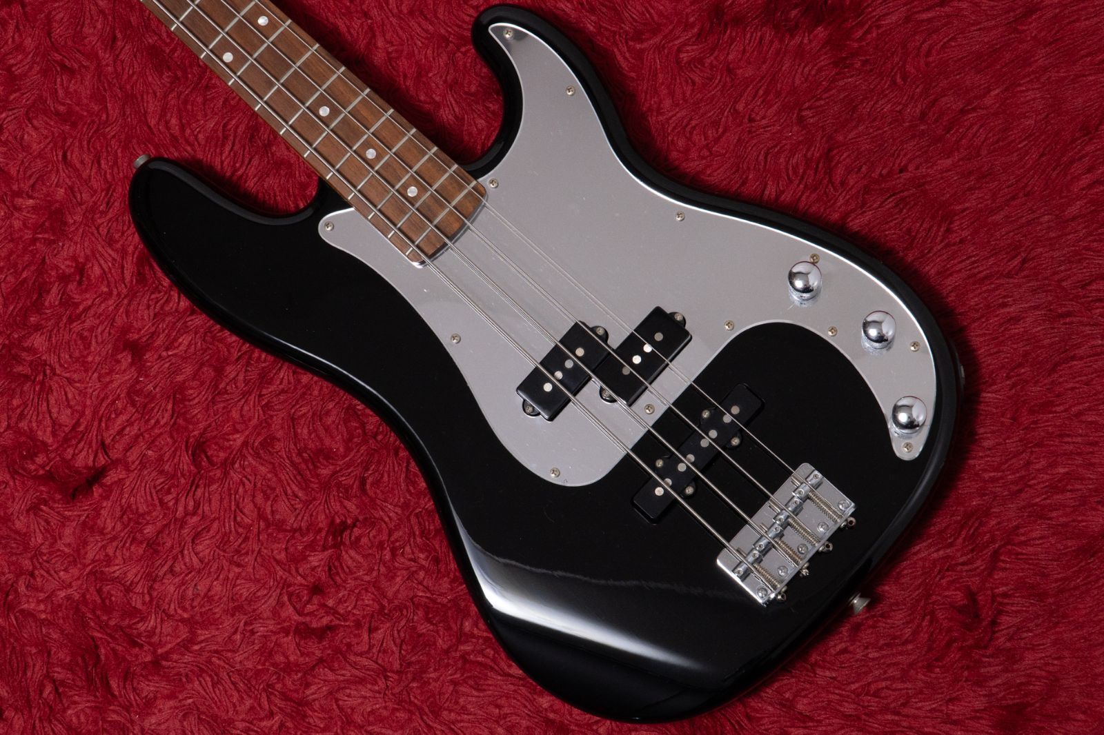 Squier by Fender Standard Precision Bass PJ Black Chrome 2006 4 280 kg GIB横浜