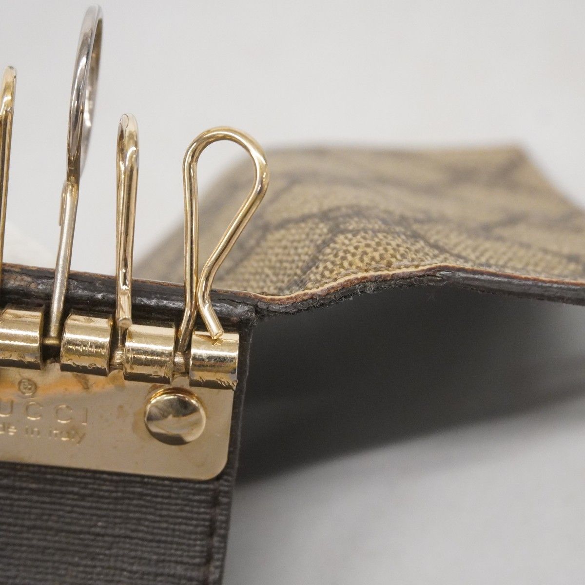 ブラウン シャンパンゴールド金具