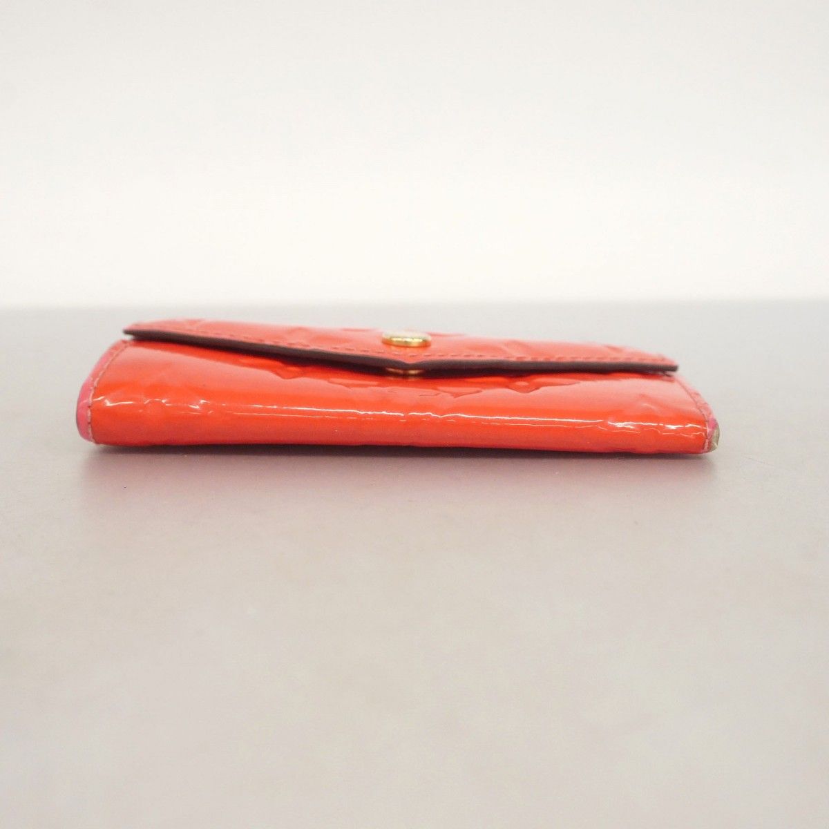 5 oc 1677 ルイヴィトン キーケース ヴェルニ ミュルティクレ4 M 90913 ローズリッチ レディース