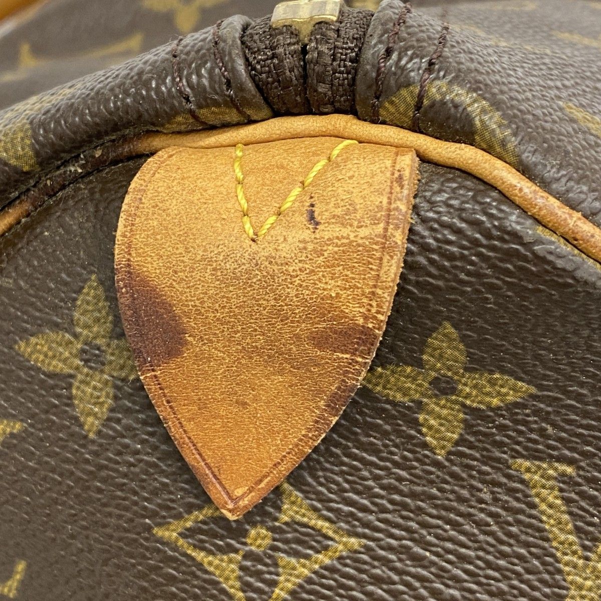 ボストンバッグ