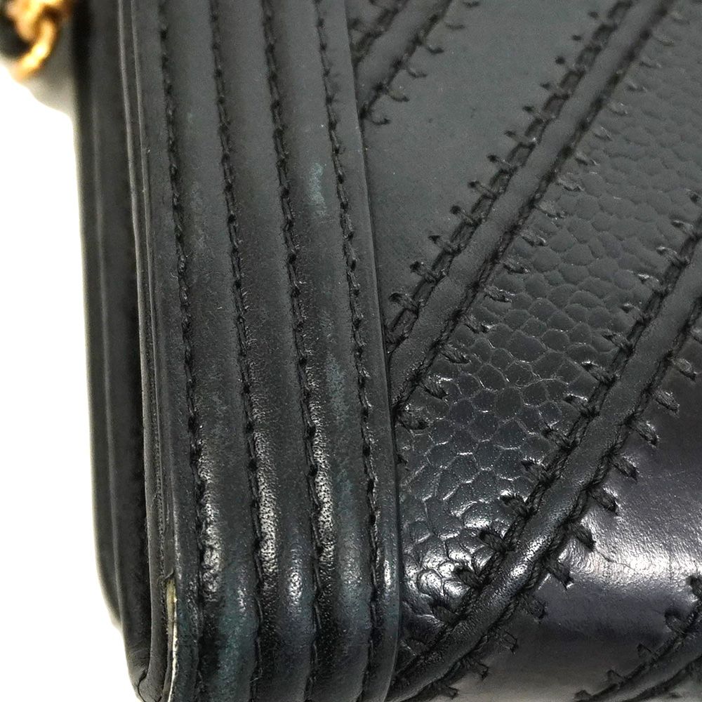 ブラック ゴールド金具