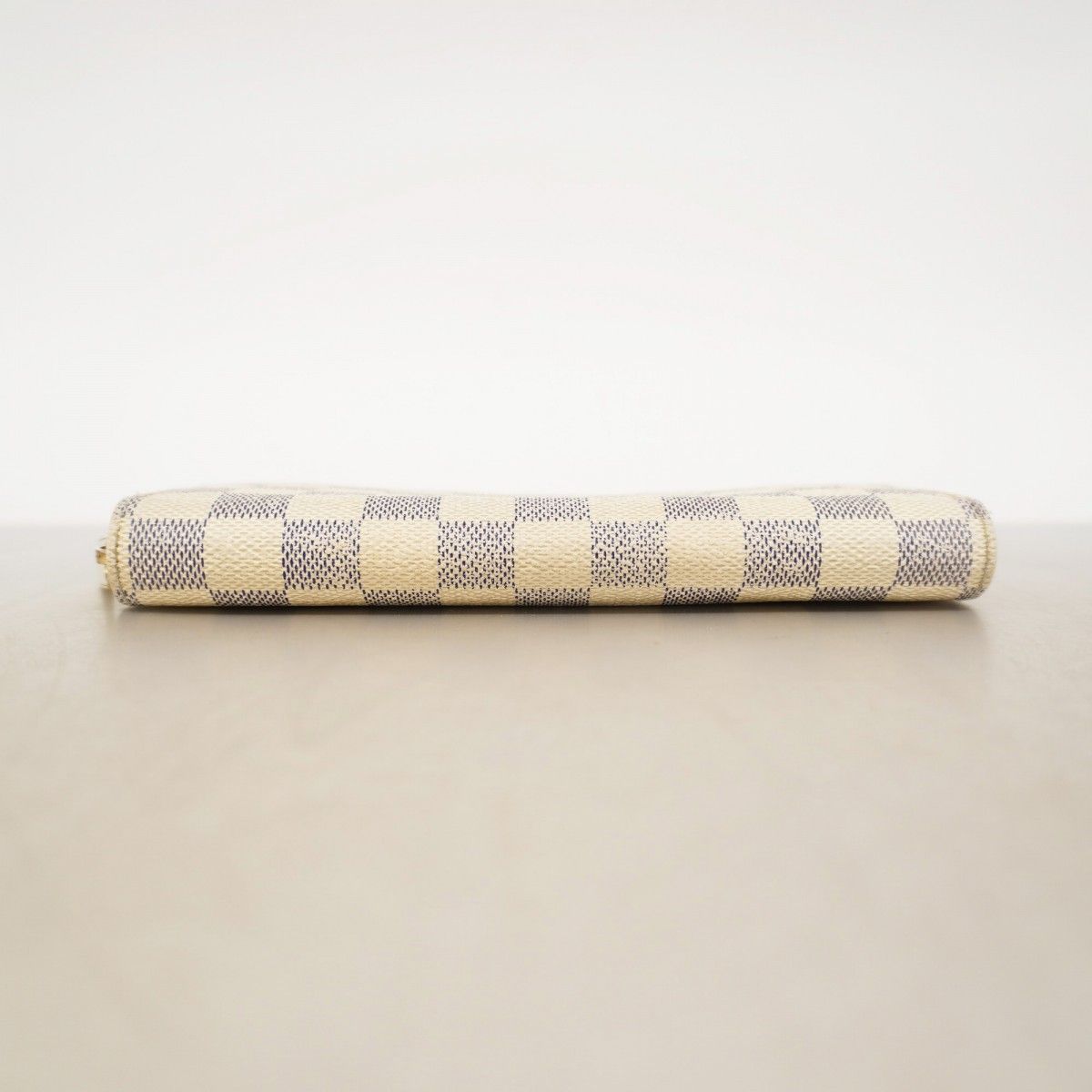 5 oc 2363 ルイヴィトン 長財布 ダミエ アズール ジッピーウォレット N 60019 ホワイト レディース