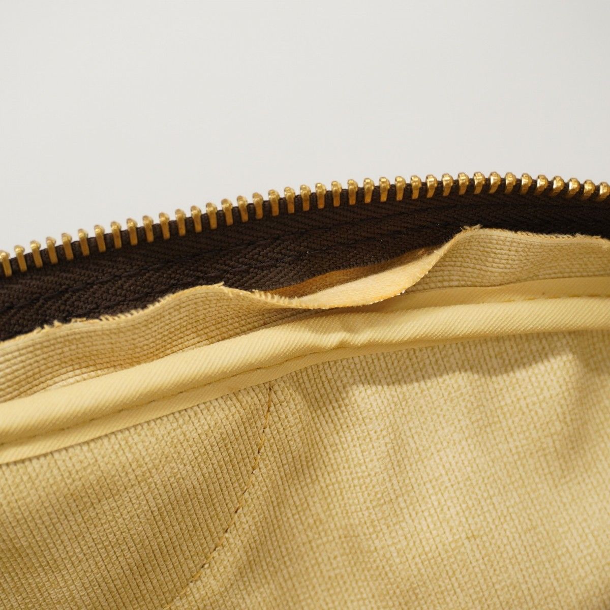 アリゼアンポッシュ