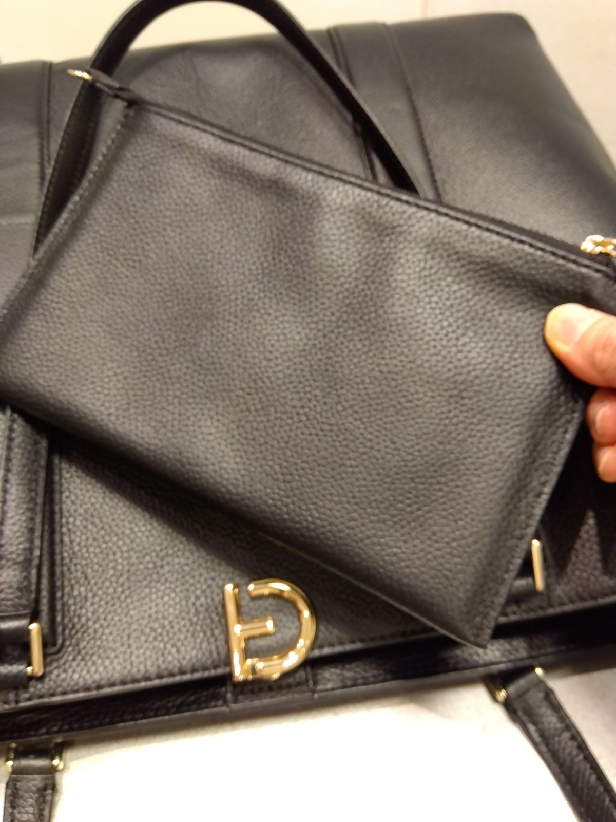 4 コールハーン