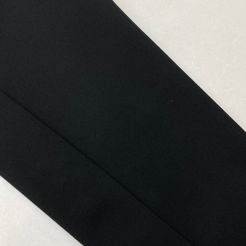 ハチヤーズ フード付