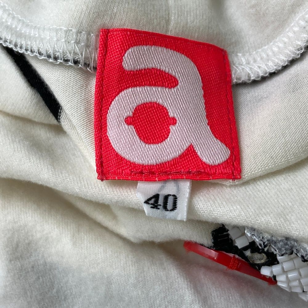 サイズ：40 ARCHIVIO アルチビオ ハイネック 長袖Tシャツ ビーズ刺繍