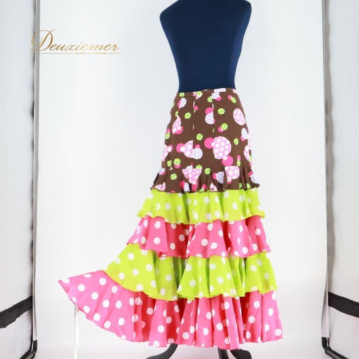 美品　SONIA JOHNES ソニアジョーンズ フリルファルダ　スカート 美品 SONIA JOHNES ソニアジョーンズ フリルファルダ スカート 美品