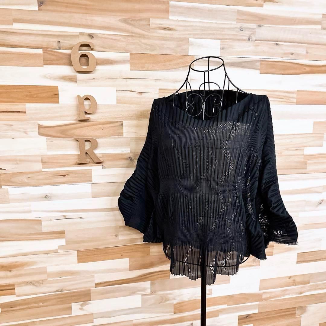 【イッセイミヤケ】 フロントビックリボンブラウス イッセイミヤケ】 フロントビックリボンブラウス リボンブラウス