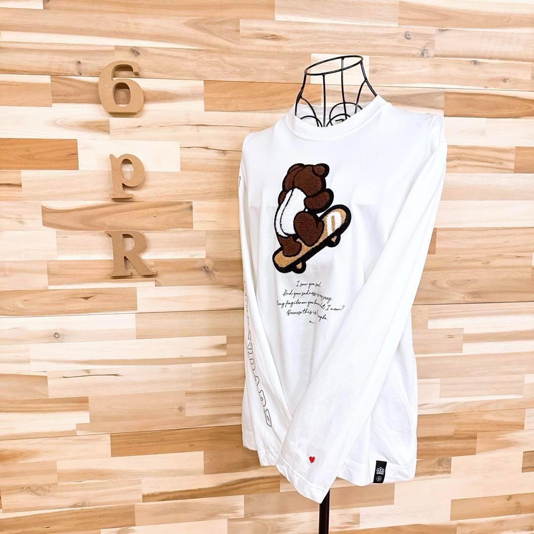 ダブル クロージング ベア ワッペン スケボ ロンT 長袖Tシャツ白