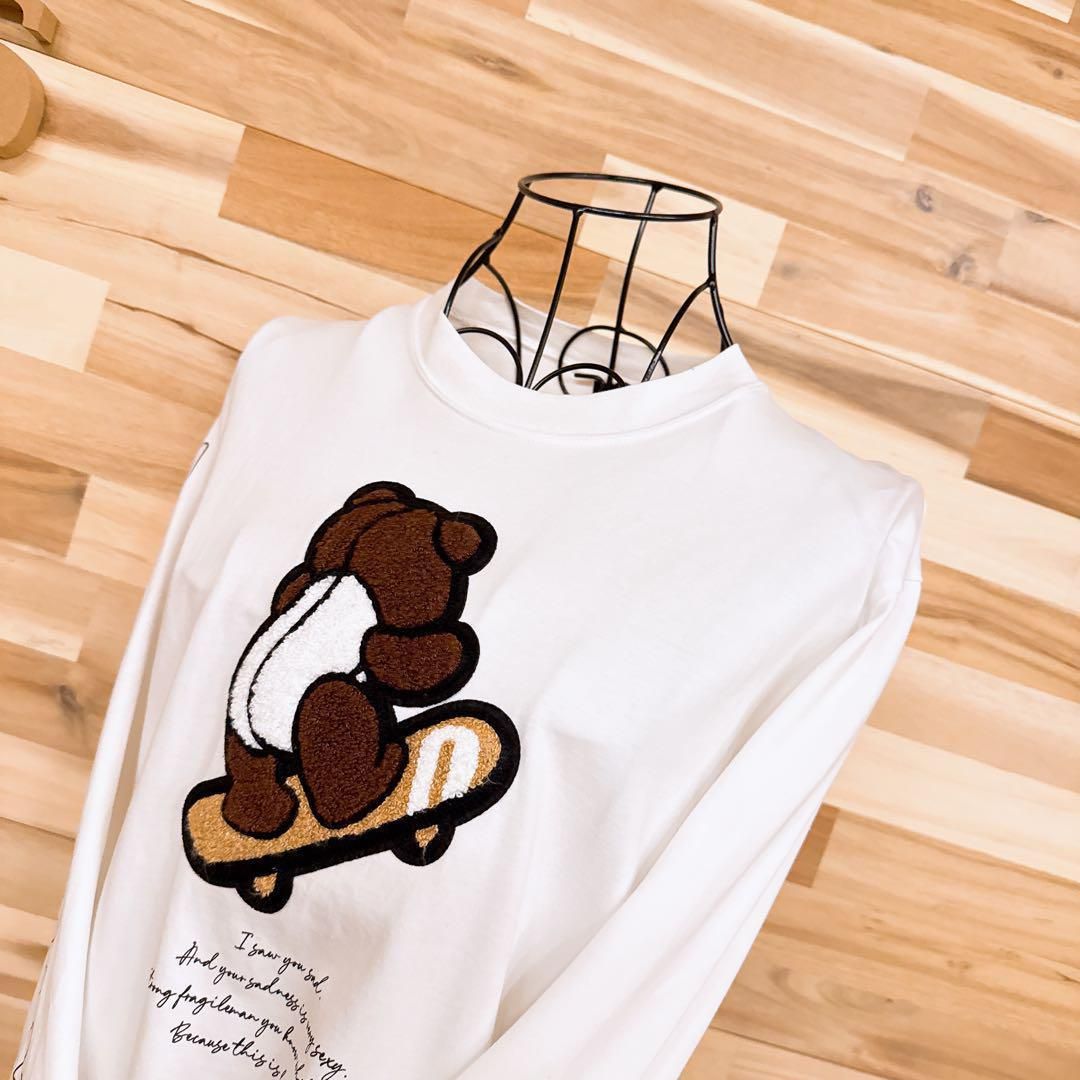 ダブル クロージング ベア ワッペン スケボ ロンT 長袖Tシャツ白