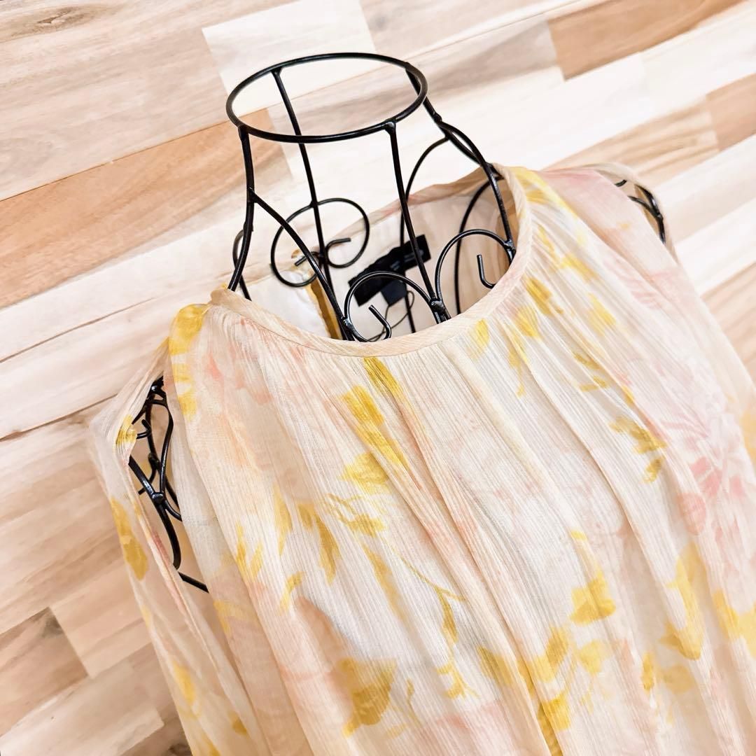 シアー パフスリーブ