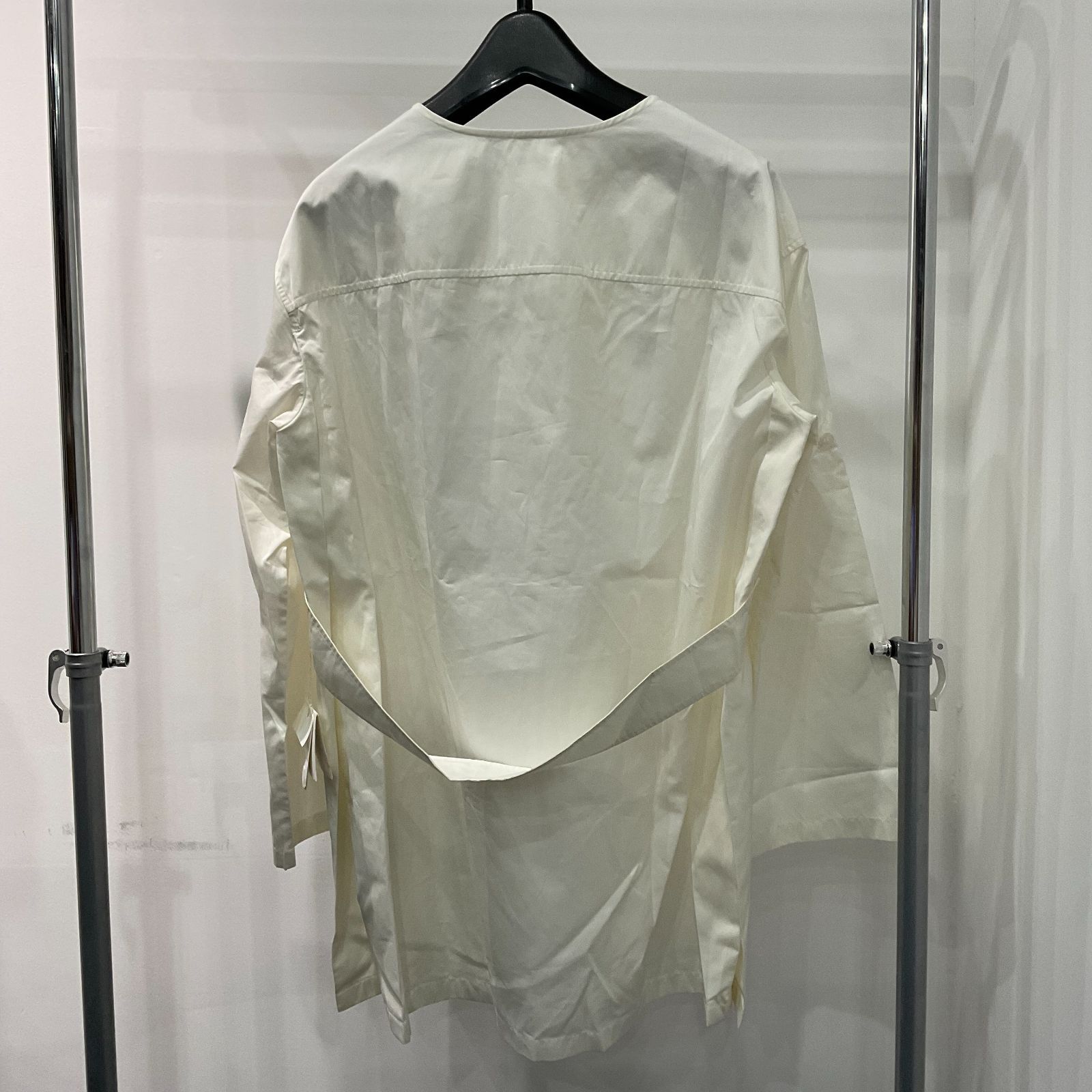 HERMES 23年製 セリエボタン ブラウス 34 シャツ D25064324